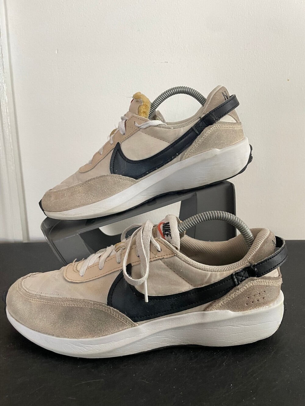 NIKE WAFFLE DEBUT